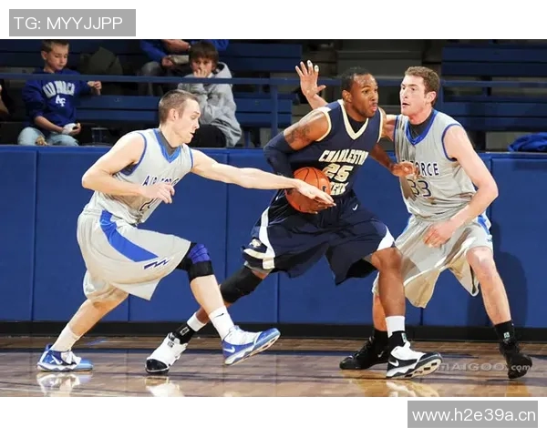 排球装备选购指南：必备护具推荐与使用技巧分享